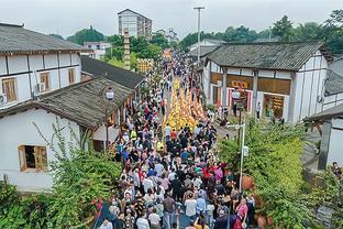 福登本场比赛数据：1进球1关键传球1错失重要机会，评分7.8